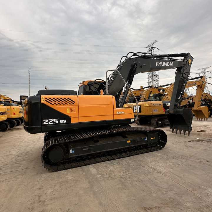 Used Hyundai 225LC-9S Excavator with Excellent Performance for Sale - Excavadora de cadenas: foto 5 Used Hyundai 225LC-9S Excavator with Excellent Performance for Sale - Excavadora de cadenas: foto 5
