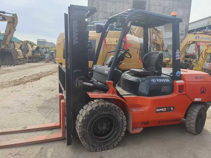 Used Japan Original Brand toyota 50 Forklift 3tons 5tons Forklift for Sale - Carretilla elevadora: foto 4 Used Japan Original Brand toyota 50 Forklift 3tons 5tons Forklift for Sale - Carretilla elevadora: foto 4