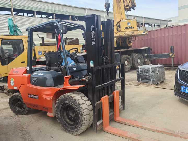 Used Japan Original Brand toyota 50 Forklift 3tons 5tons Forklift for Sale - Carretilla elevadora: foto 3 Used Japan Original Brand toyota 50 Forklift 3tons 5tons Forklift for Sale - Carretilla elevadora: foto 3
