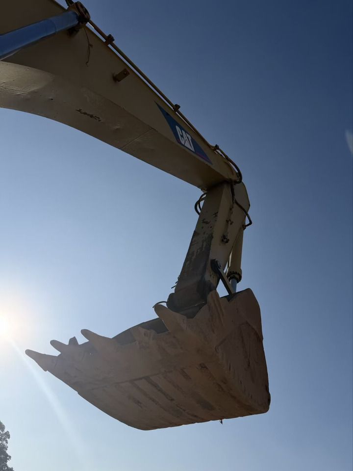 CATERPILLAR 325B - Excavadora: foto 4 CATERPILLAR 325B - Excavadora: foto 4