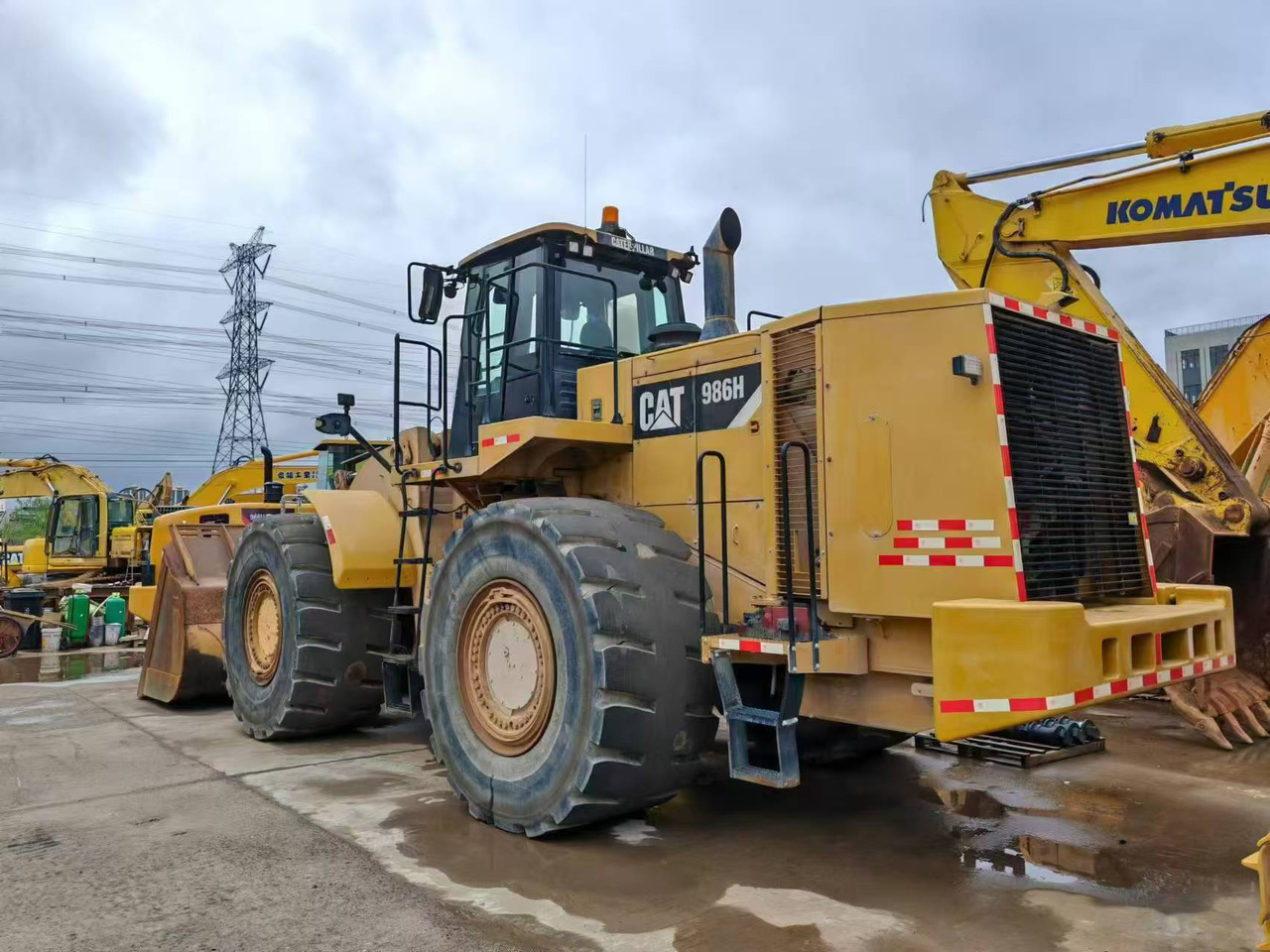 CATERPILLAR 986H - Cargadora de cadenas: foto 1 CATERPILLAR 986H - Cargadora de cadenas: foto 1