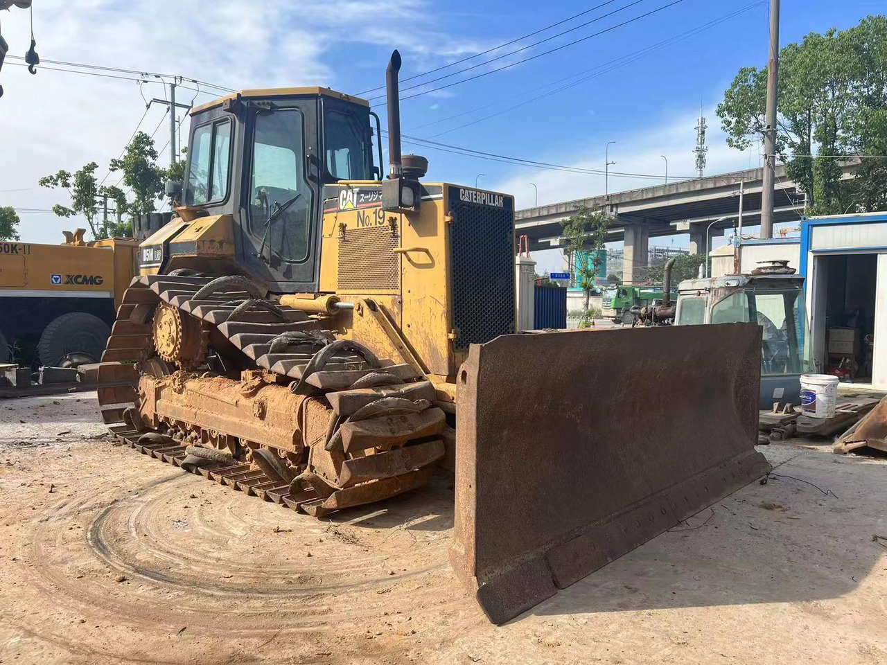 CATERPILLAR D5M - Bulldozer: foto 3 CATERPILLAR D5M - Bulldozer: foto 3