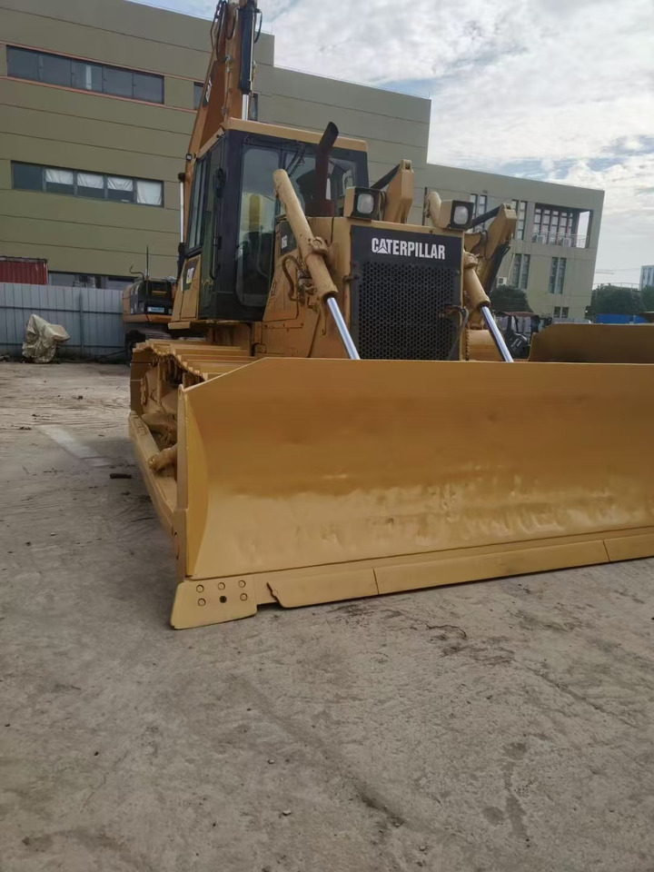 CATERPILLAR D6G2 - Bulldozer: foto 2 CATERPILLAR D6G2 - Bulldozer: foto 2