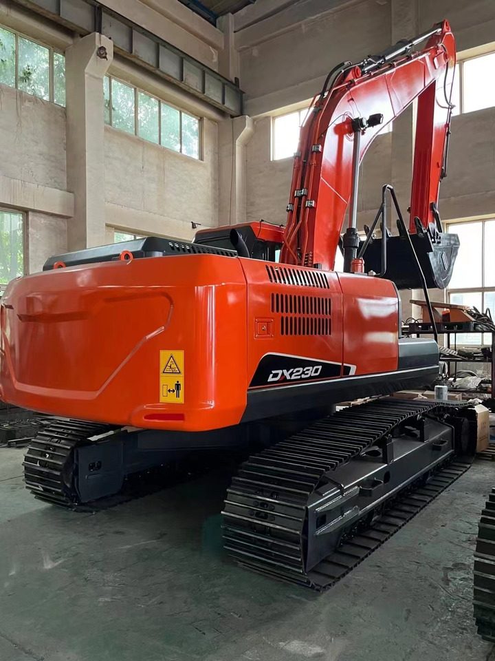 DOOSAN DX230 - Excavadora de cadenas: foto 2 DOOSAN DX230 - Excavadora de cadenas: foto 2