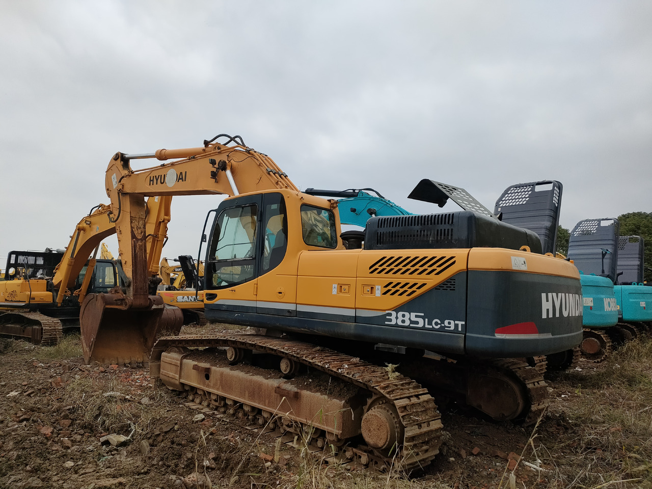 HYUNDAI R385LC-9T - Excavadora de cadenas: foto 2 HYUNDAI R385LC-9T - Excavadora de cadenas: foto 2