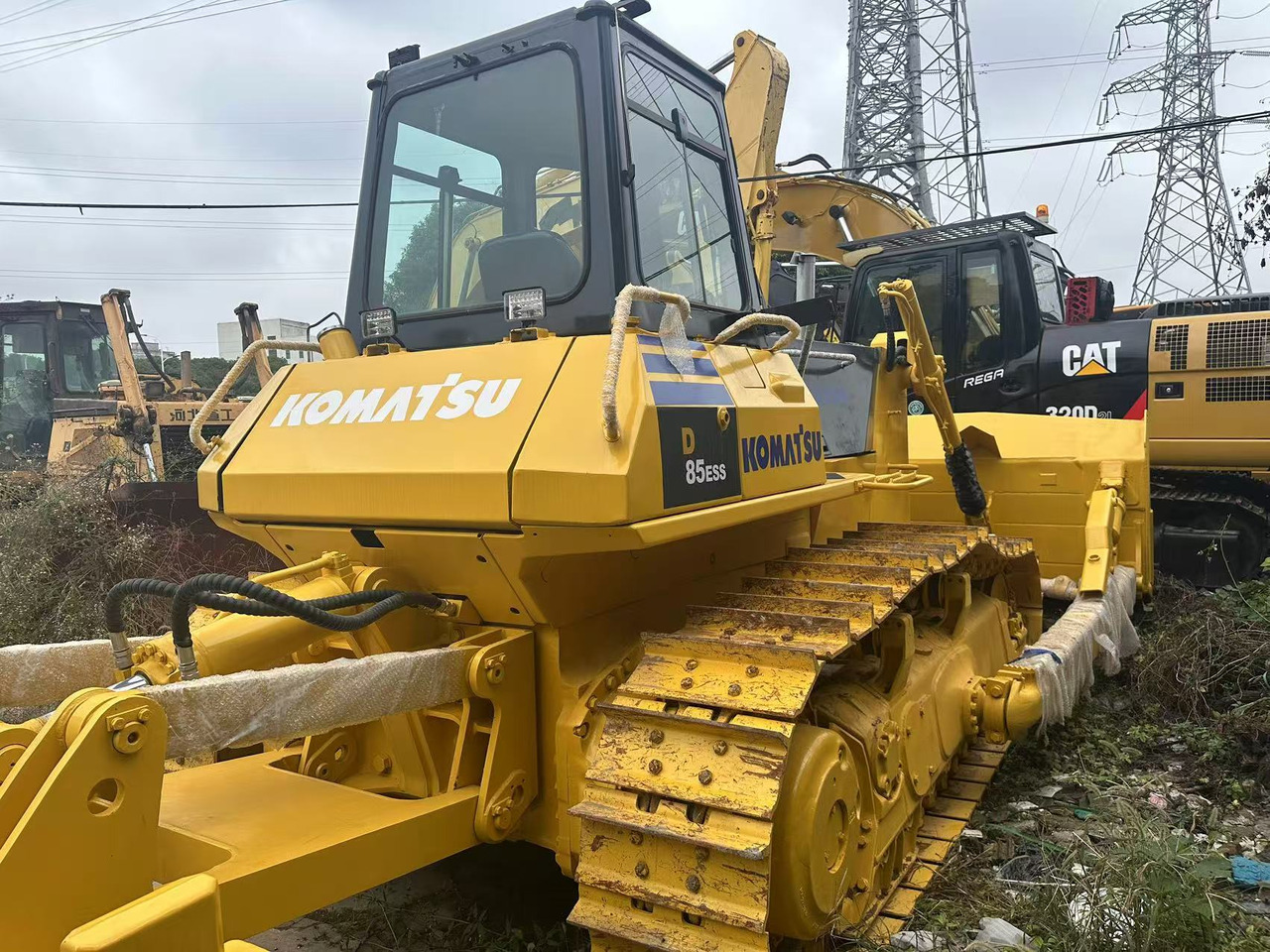KOMATSU D85ESS - Bulldozer: foto 3 KOMATSU D85ESS - Bulldozer: foto 3