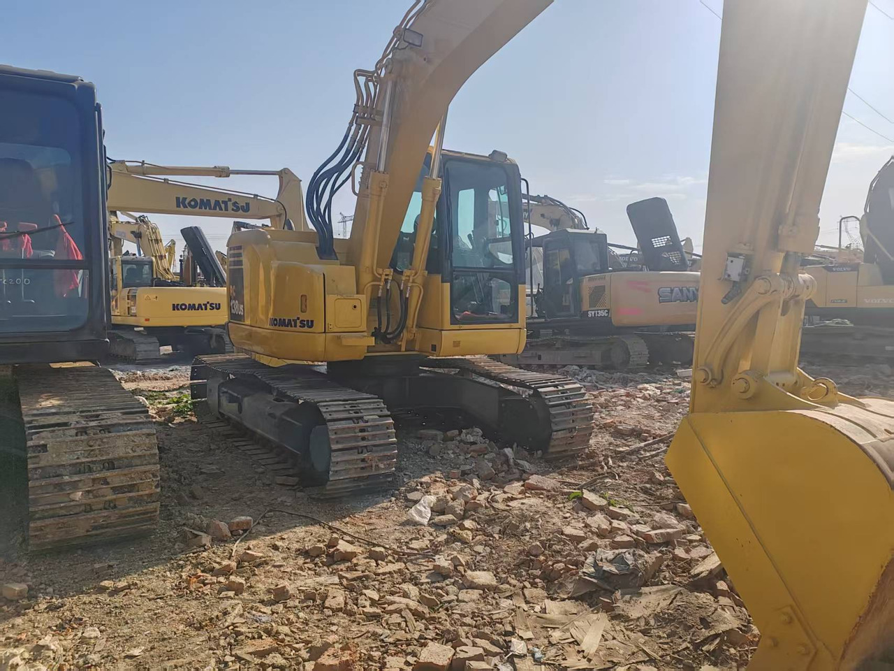 KOMATSU PC138US-8 - Excavadora de cadenas: foto 2 KOMATSU PC138US-8 - Excavadora de cadenas: foto 2