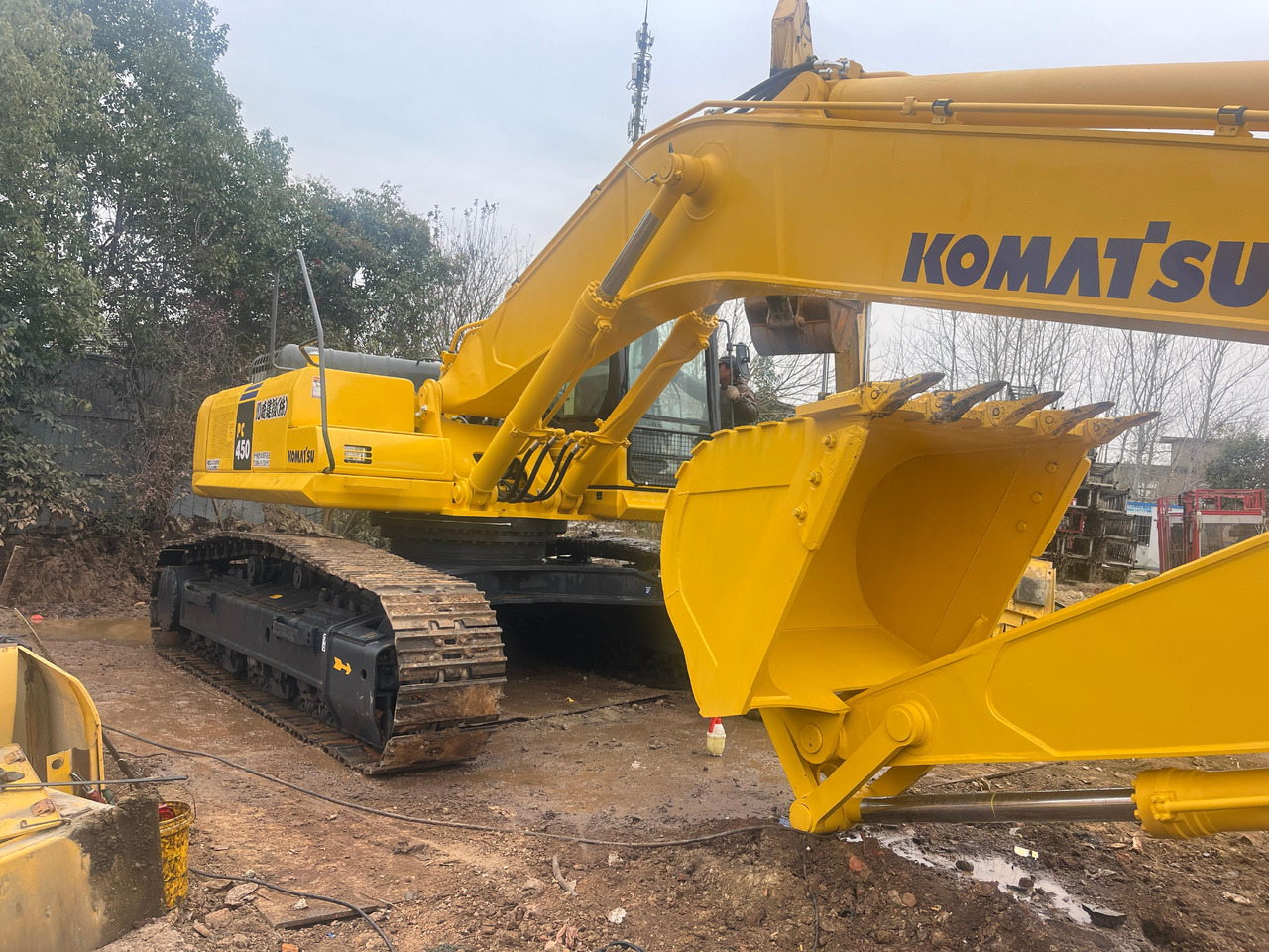 KOMATSU PC450-7 - Excavadora de cadenas: foto 5 KOMATSU PC450-7 - Excavadora de cadenas: foto 5