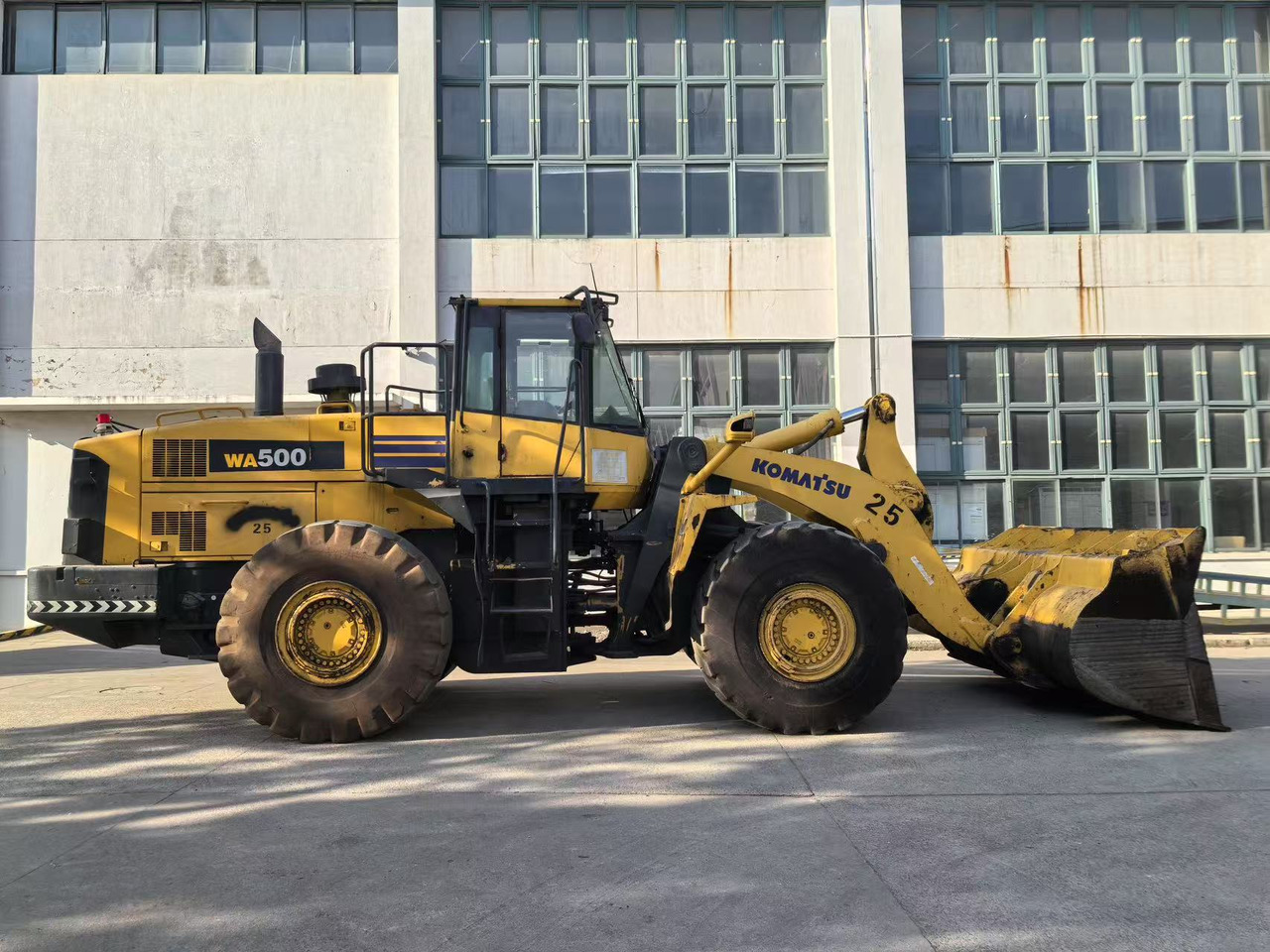 KOMATSU WA500-6 - Cargadora de ruedas: foto 1 KOMATSU WA500-6 - Cargadora de ruedas: foto 1
