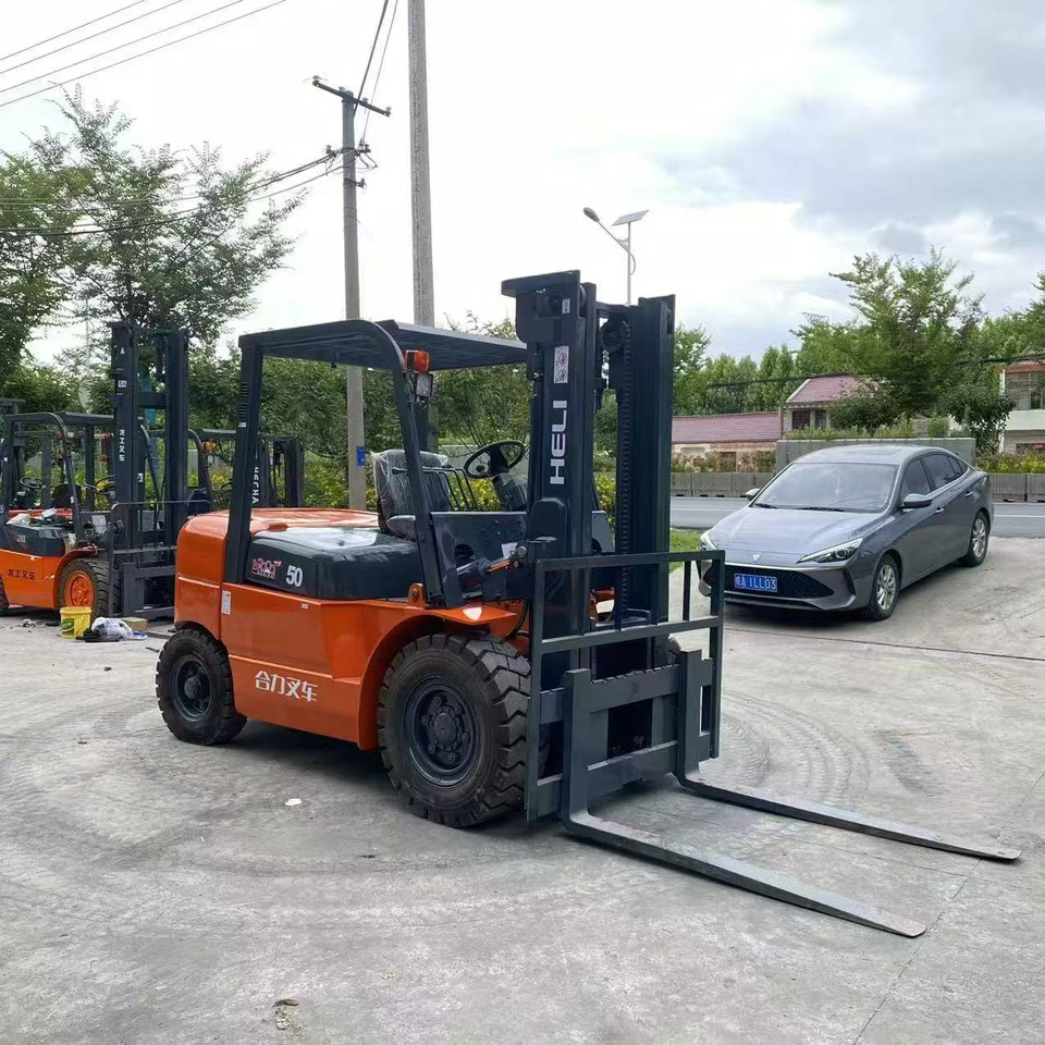 TOYOTA 50 - Carretilla elevadora diésel: foto 4 TOYOTA 50 - Carretilla elevadora diésel: foto 4