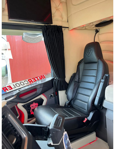 Cabeza tractora Scania 650S V8 NGS S650: foto 17