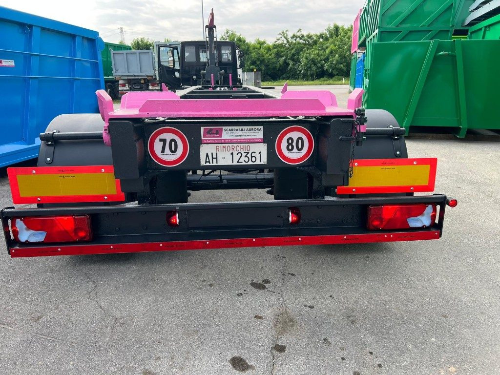 ATLAS RIMORCHIO ATLAS SCARRABILE - Remolque multilift/ Portacontenedores de cadenas: foto 5 ATLAS RIMORCHIO ATLAS SCARRABILE - Remolque multilift/ Portacontenedores de cadenas: foto 5