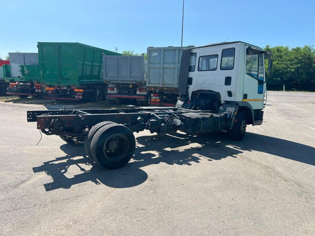 IVECO 80E15 A TELAIO - Chasis camión: foto 3 IVECO 80E15 A TELAIO - Chasis camión: foto 3