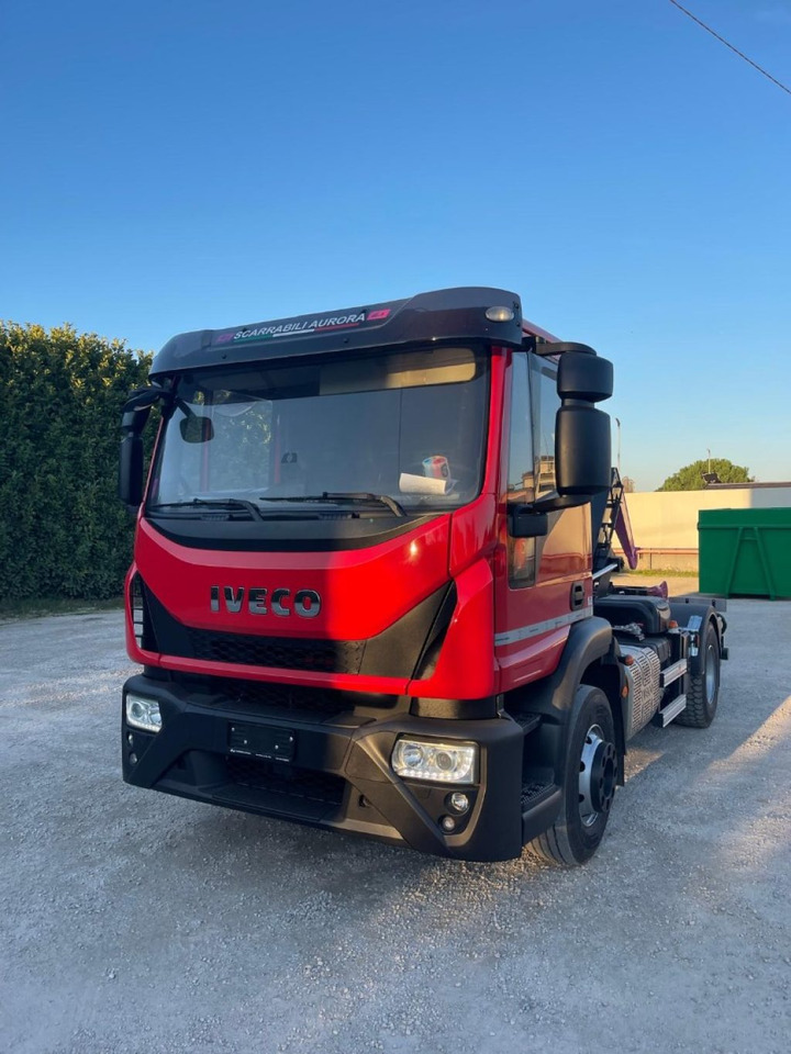 IVECO EUROCARGO 160E32 CON SCARRABILE NUOVO - Multibasculante camión: foto 4 IVECO EUROCARGO 160E32 CON SCARRABILE NUOVO - Multibasculante camión: foto 4