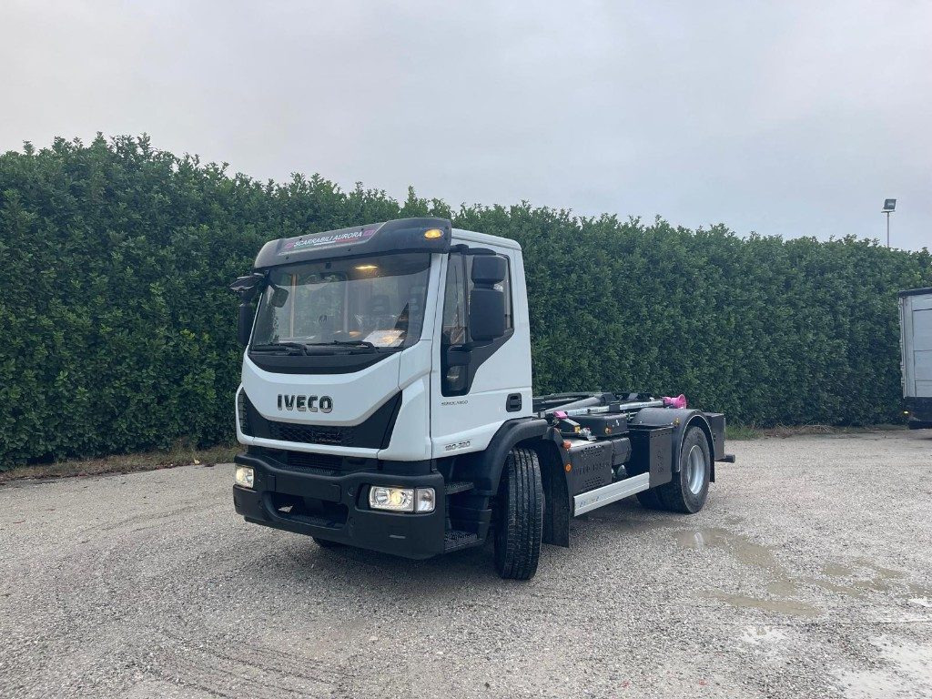 IVECO EUROCARGO 180K32 SCARRABILE NUOVO - Multibasculante camión: foto 1 IVECO EUROCARGO 180K32 SCARRABILE NUOVO - Multibasculante camión: foto 1