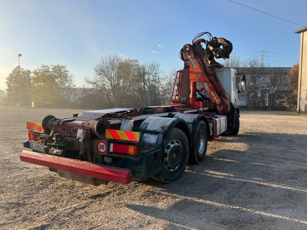 IVECO EUROTECH 440E43 SCARRABILE CON GRU - Multibasculante camión: foto 4 IVECO EUROTECH 440E43 SCARRABILE CON GRU - Multibasculante camión: foto 4