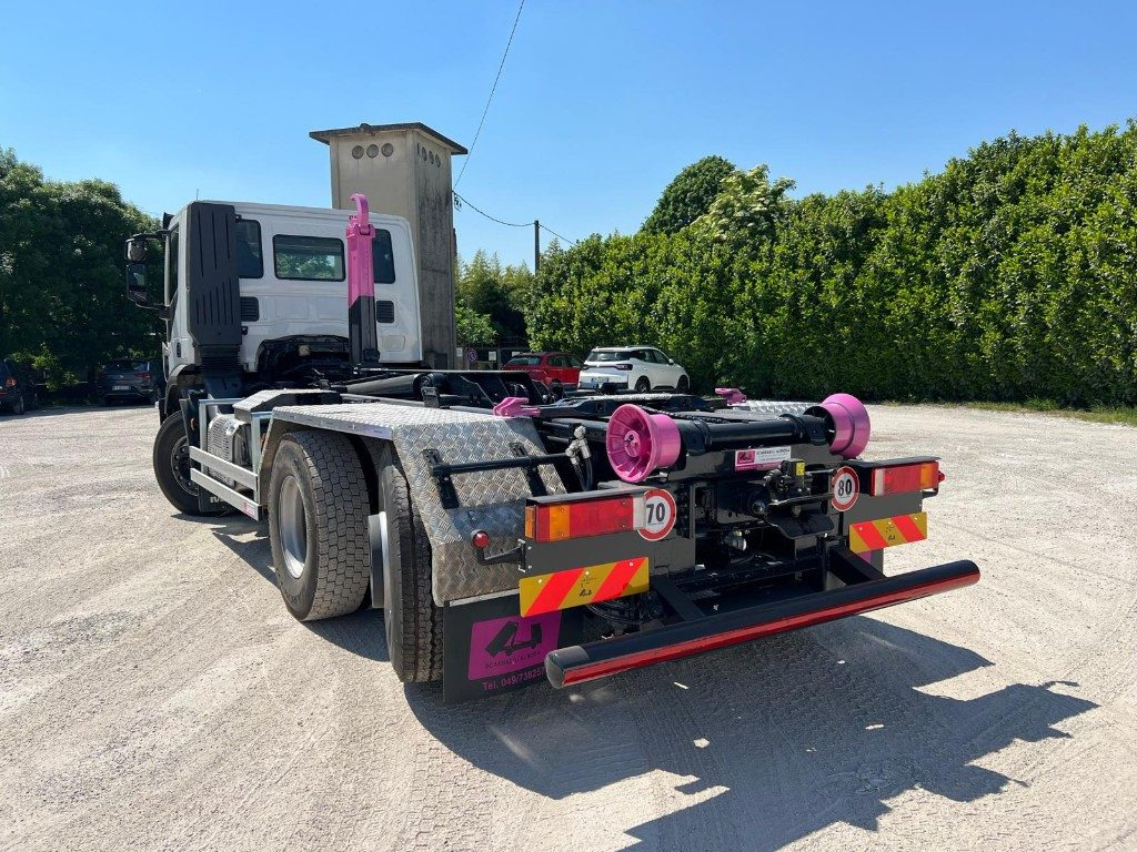 IVECO STRALIS 460 SCARRABILE - Multibasculante camión: foto 3 IVECO STRALIS 460 SCARRABILE - Multibasculante camión: foto 3