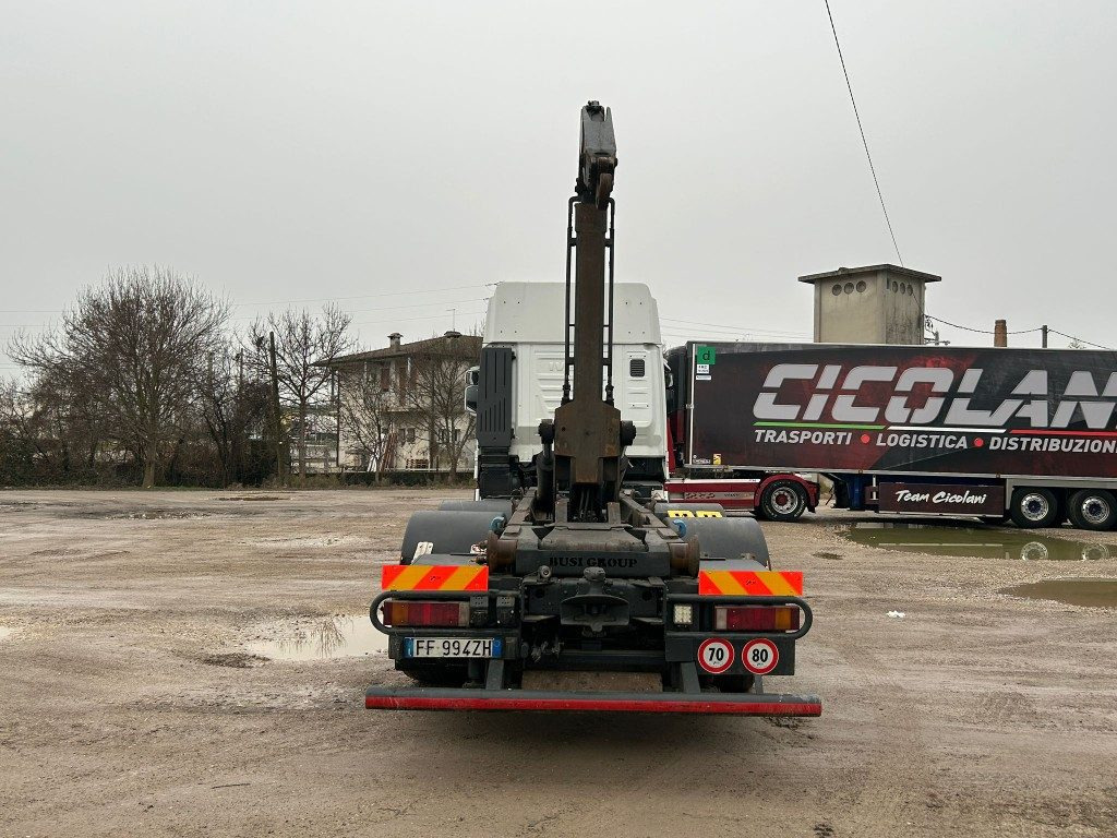 IVECO STRALIS 500 SCARRABILE - Multibasculante camión: foto 4 IVECO STRALIS 500 SCARRABILE - Multibasculante camión: foto 4