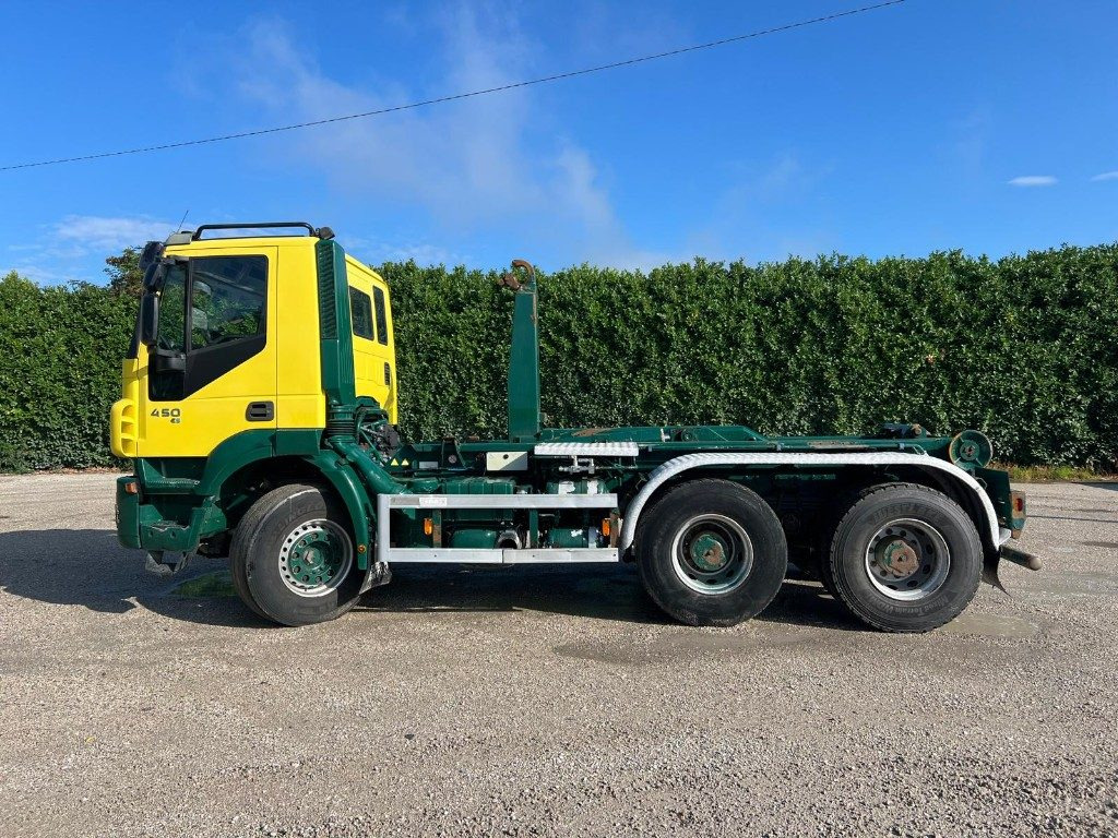 Multibasculante camión IVECO TRAKKER 450 SCARRABILE: foto 6