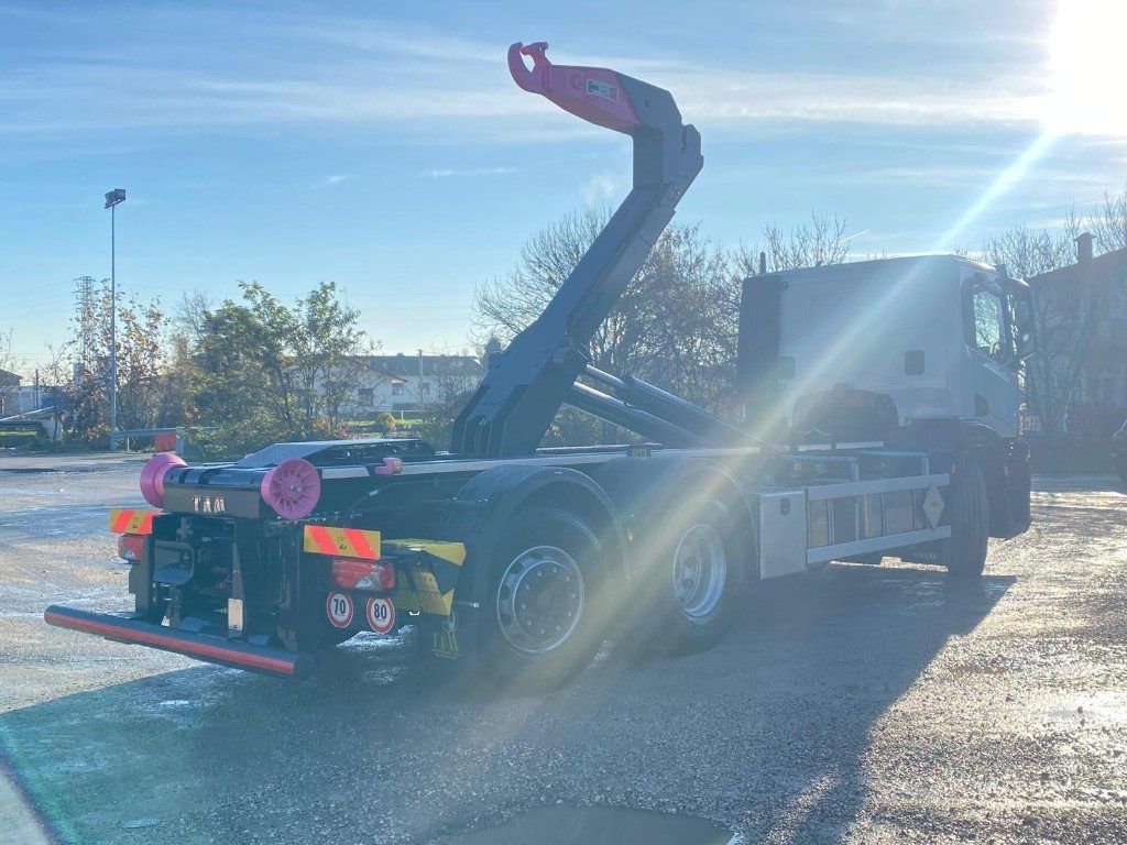 IVECO X-WAY AD280X48 NUOVO SCARRABILE PASSO 4500 - Multibasculante camión: foto 5 IVECO X-WAY AD280X48 NUOVO SCARRABILE PASSO 4500 - Multibasculante camión: foto 5