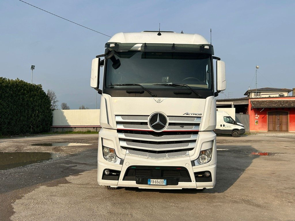 MERCEDES ACTROS 25.51 SCARRABILE - Multibasculante camión: foto 2 MERCEDES ACTROS 25.51 SCARRABILE - Multibasculante camión: foto 2
