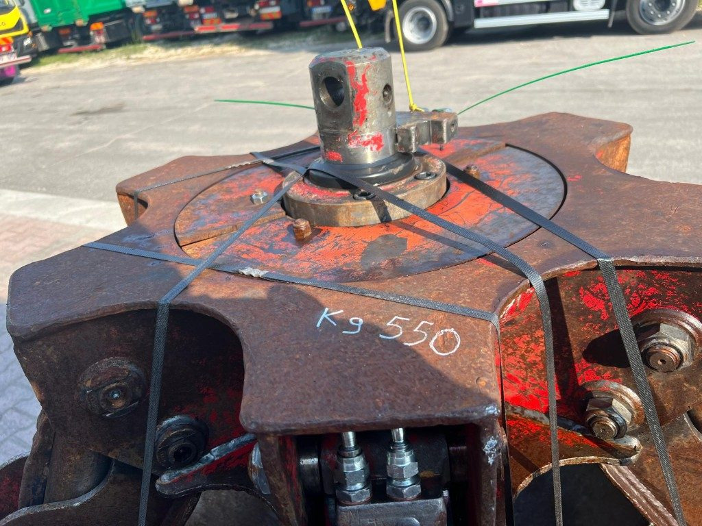 POLIPO USATO ROZZI A 6 PALE CON ROTORE - Pinza de manipulación: foto 4 POLIPO USATO ROZZI A 6 PALE CON ROTORE - Pinza de manipulación: foto 4