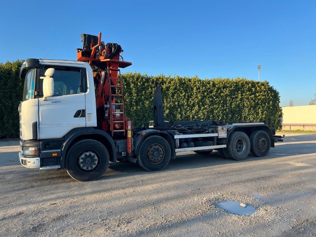 SCANIA CV R124 SCARRABILE CON GRU E POLIPO - Multibasculante camión: foto 2 SCANIA CV R124 SCARRABILE CON GRU E POLIPO - Multibasculante camión: foto 2