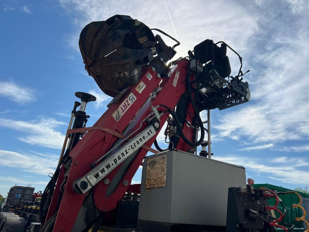 TECNOKAR SEMIRIMORCHIO TECNOKAR SCARRABILE CON GRU - Portacontenedore/ Intercambiable semirremolque: foto 4 TECNOKAR SEMIRIMORCHIO TECNOKAR SCARRABILE CON GRU - Portacontenedore/ Intercambiable semirremolque: foto 4