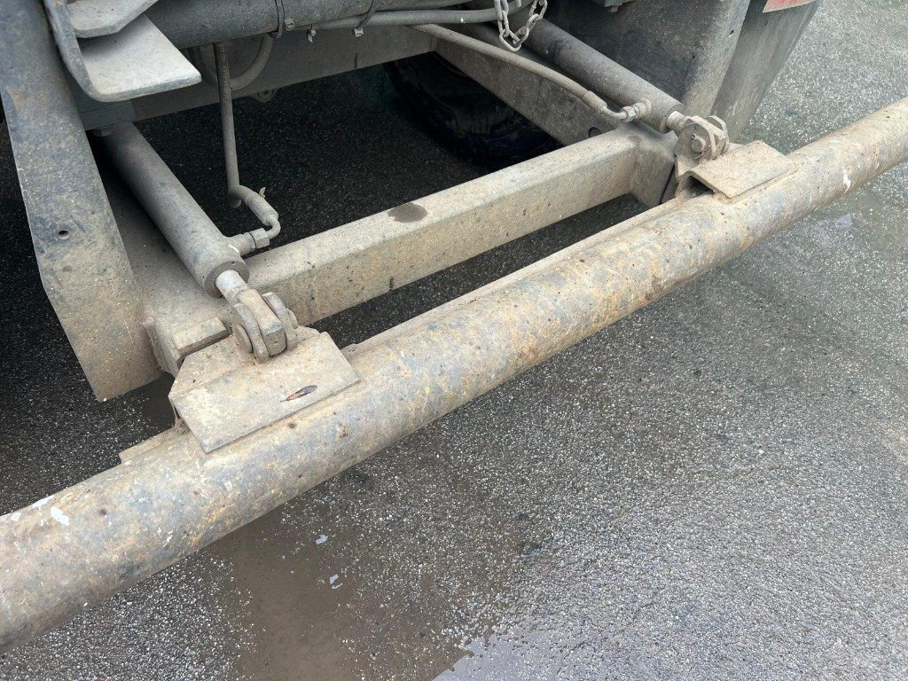 VOLVO FM460 SCARRABILE 8X4 - Multibasculante camión: foto 5 VOLVO FM460 SCARRABILE 8X4 - Multibasculante camión: foto 5