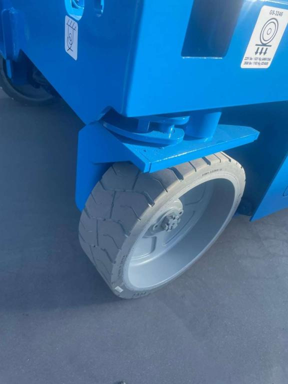 Plataforma de tijeras Genie GS-3246: foto 13