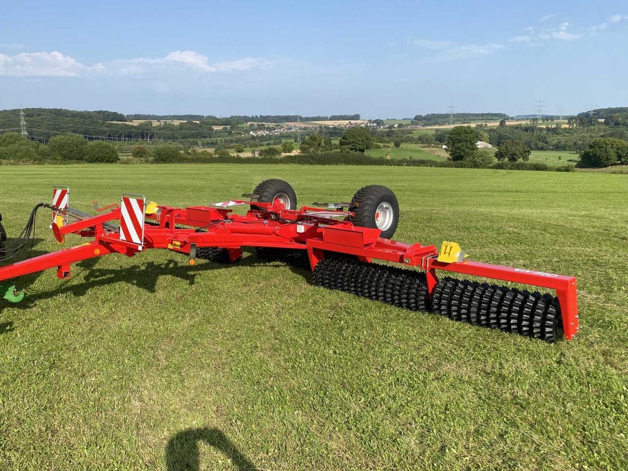 He-Va Tip-Roller 8,2 m - Rodillo agrícola: foto 1 He-Va Tip-Roller 8,2 m - Rodillo agrícola: foto 1