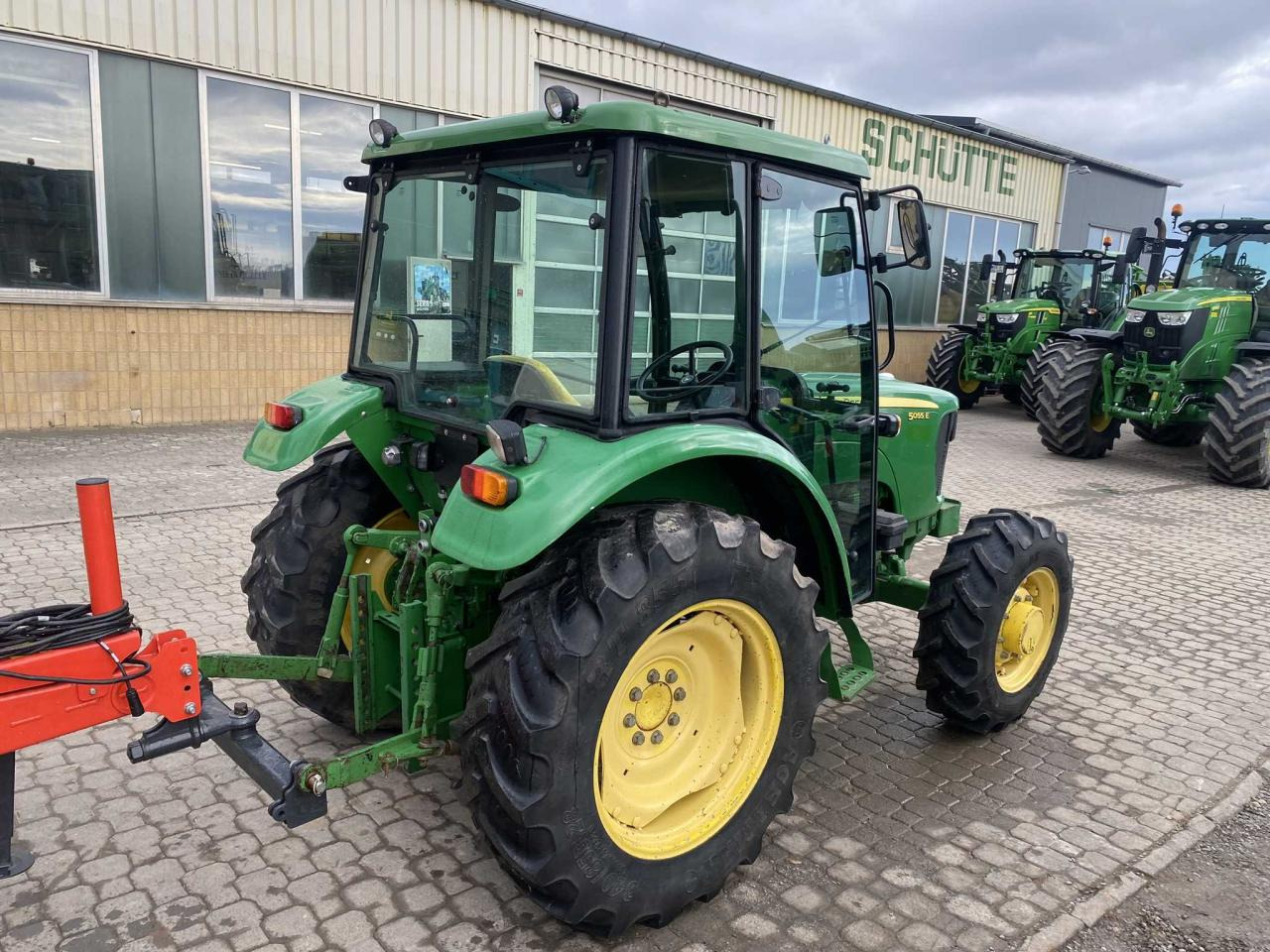 Tractor John Deere 5055E: foto 10