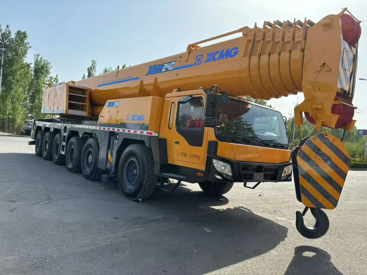 XCMG QAY240 XCT240 XCA240 QY240K 240 ton 250 ton 300 ton 260 ton 200 ton 220 ton crane - Grúa todo terreno: foto 1 XCMG QAY240 XCT240 XCA240 QY240K 240 ton 250 ton 300 ton 260 ton 200 ton 220 ton crane - Grúa todo terreno: foto 1