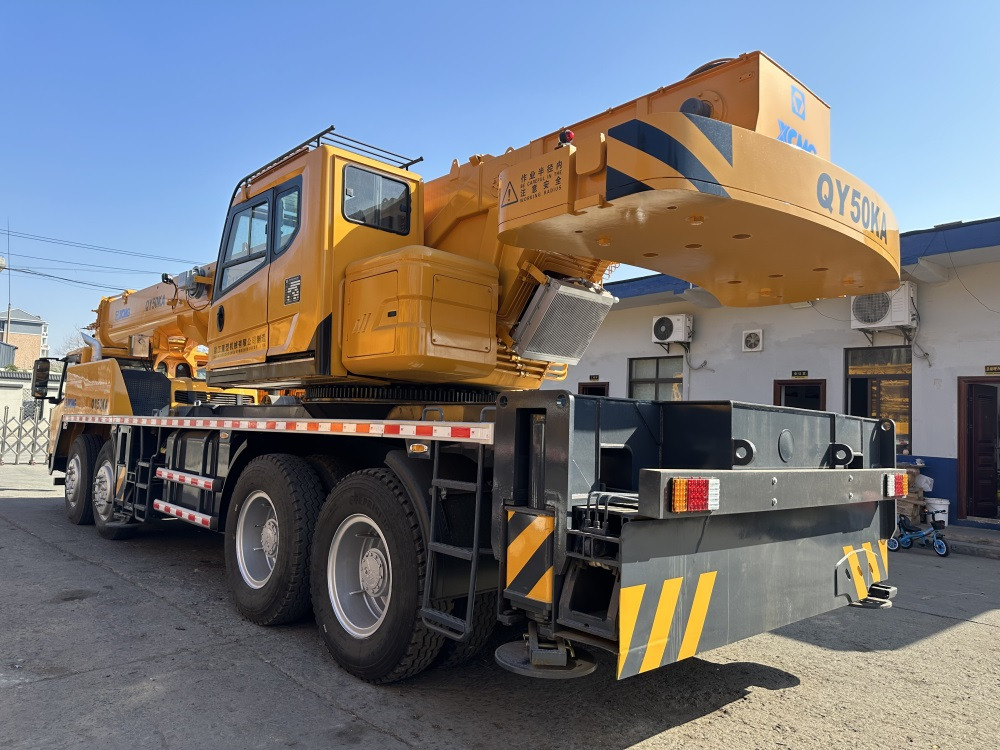 XCMG QY50KA QY70KA XCT50 QY50KC QY55KA QY25K5A XCT25L5 25TON 50TON 55TON 70TON 80TON 90TON 100TON 130TON 150TON - Autogrúa: foto 3 XCMG QY50KA QY70KA XCT50 QY50KC QY55KA QY25K5A XCT25L5 25TON 50TON 55TON 70TON 80TON 90TON 100TON 130TON 150TON - Autogrúa: foto 3