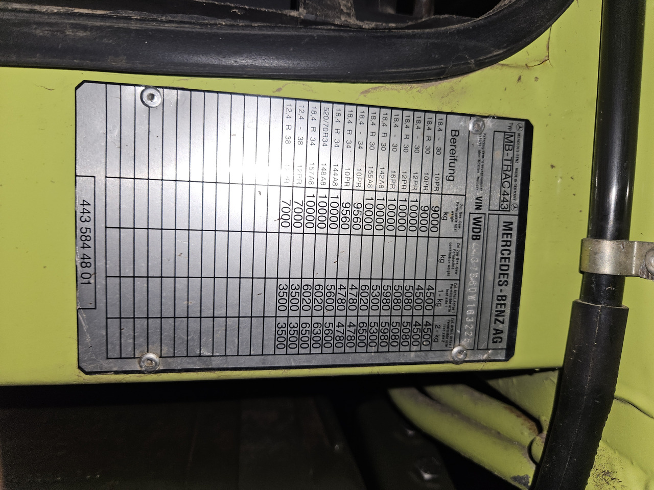 MERCEDES-BENZ MB-TRAC 1600 - Tractor: foto 5 MERCEDES-BENZ MB-TRAC 1600 - Tractor: foto 5