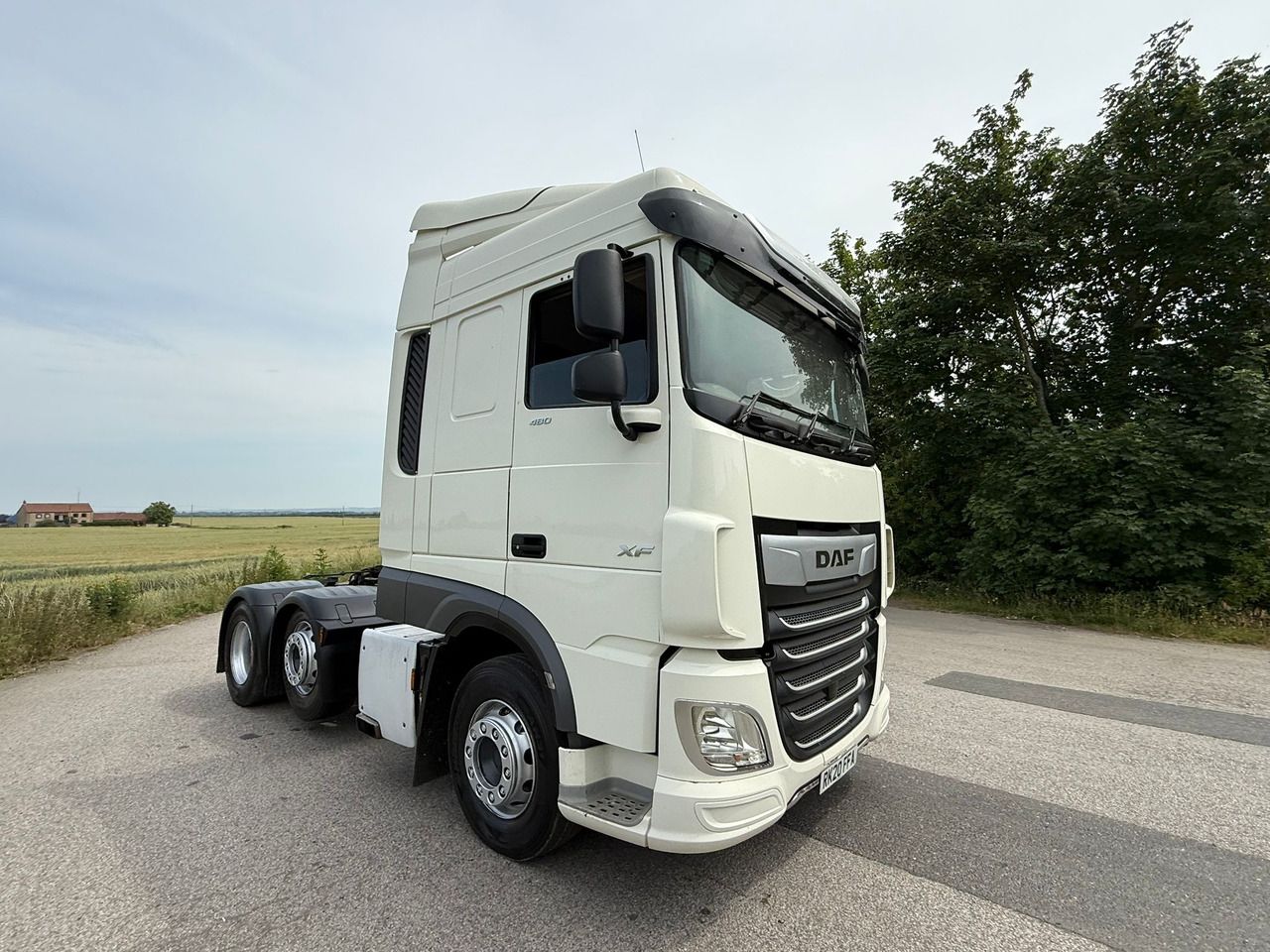Leasing financiero de DAF XF 105 480 RHD leasing DAF XF 105 480 RHD: foto 17