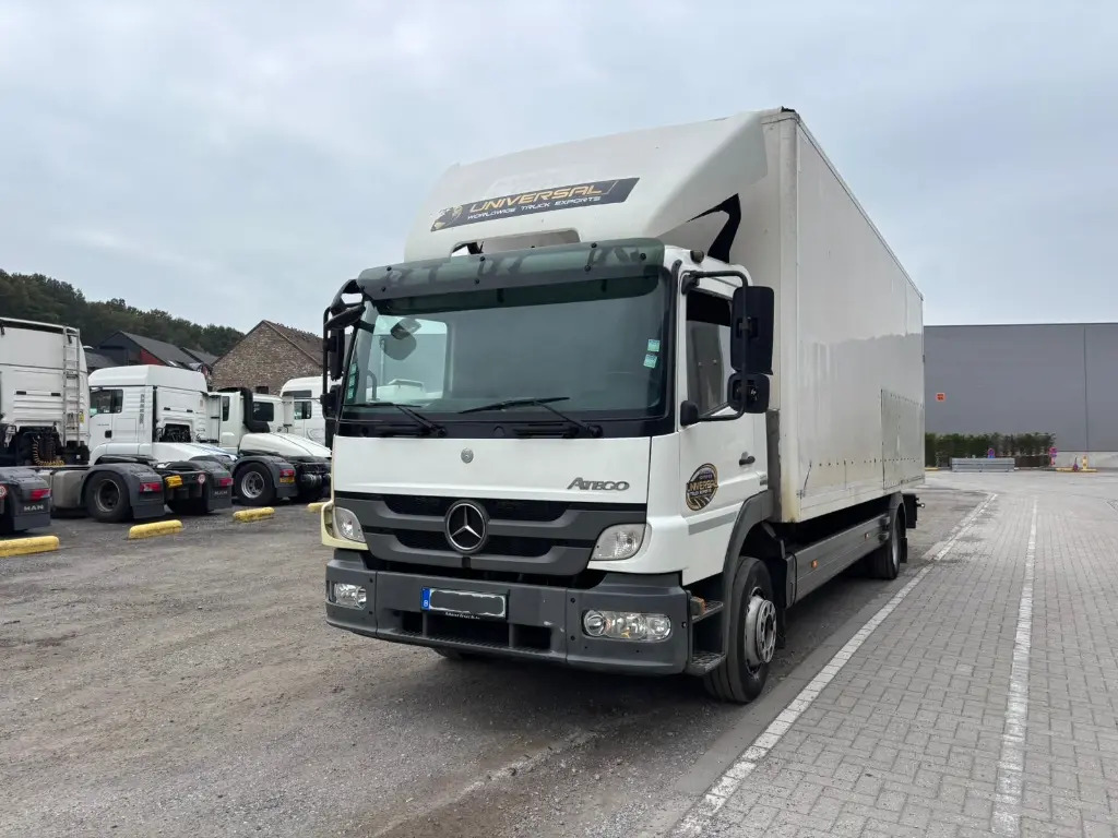 Mercedes Atego 1224 - Volquete camión: foto 3 Mercedes Atego 1224 - Volquete camión: foto 3