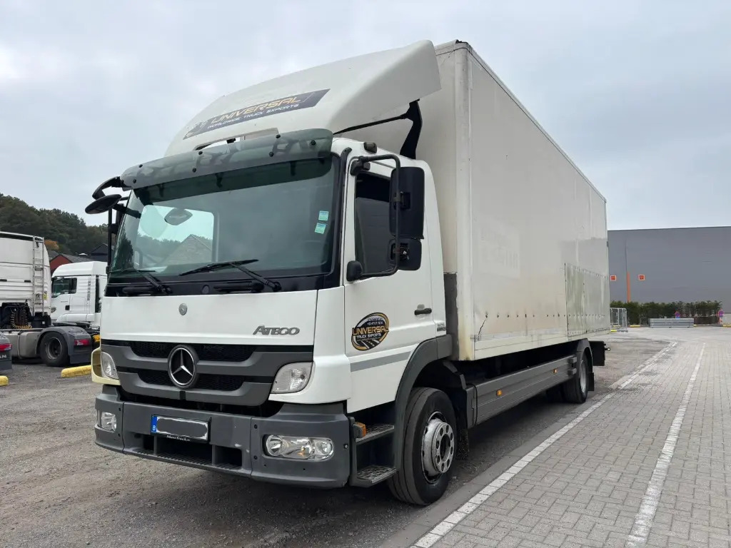Mercedes Atego 1224 - Volquete camión: foto 4 Mercedes Atego 1224 - Volquete camión: foto 4