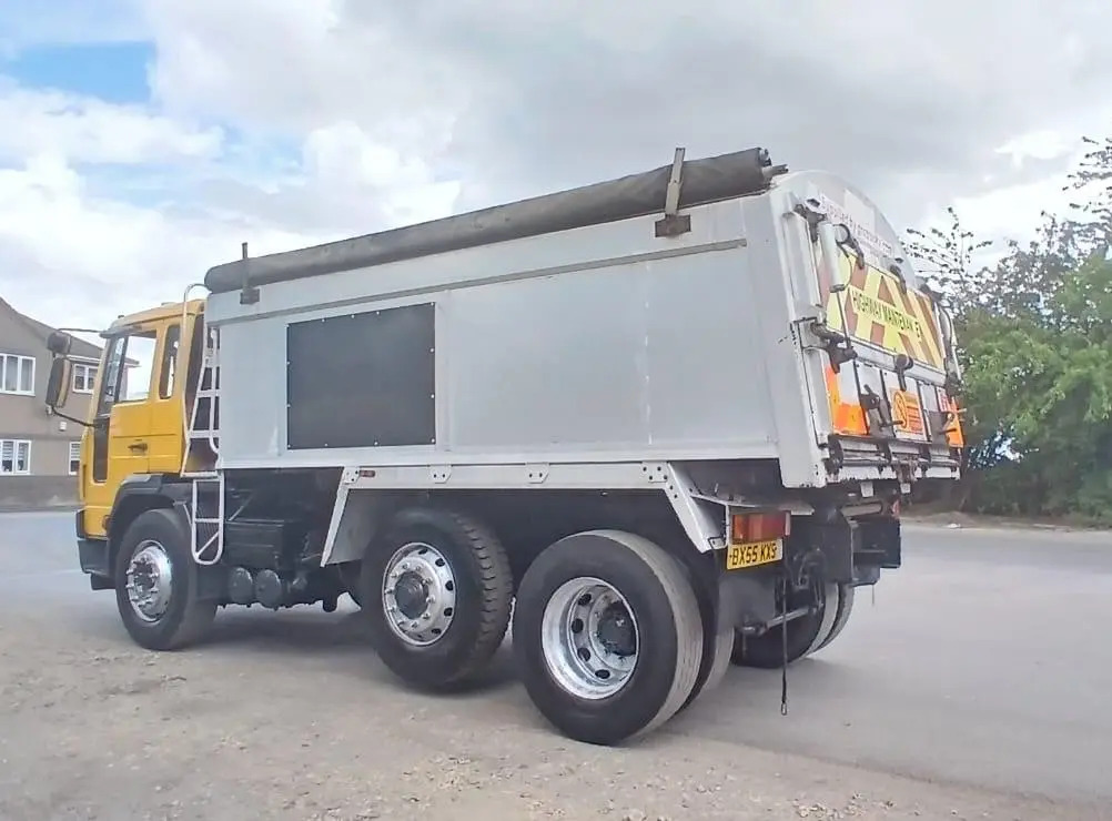 Volvo Tipper (KXS) - Volquete camión: foto 5 Volvo Tipper (KXS) - Volquete camión: foto 5
