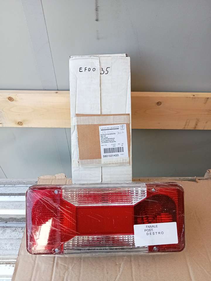 DAILY ANCIEN MODELE - Luz/ Iluminación para Remolque: foto 2 DAILY ANCIEN MODELE - Luz/ Iluminación para Remolque: foto 2