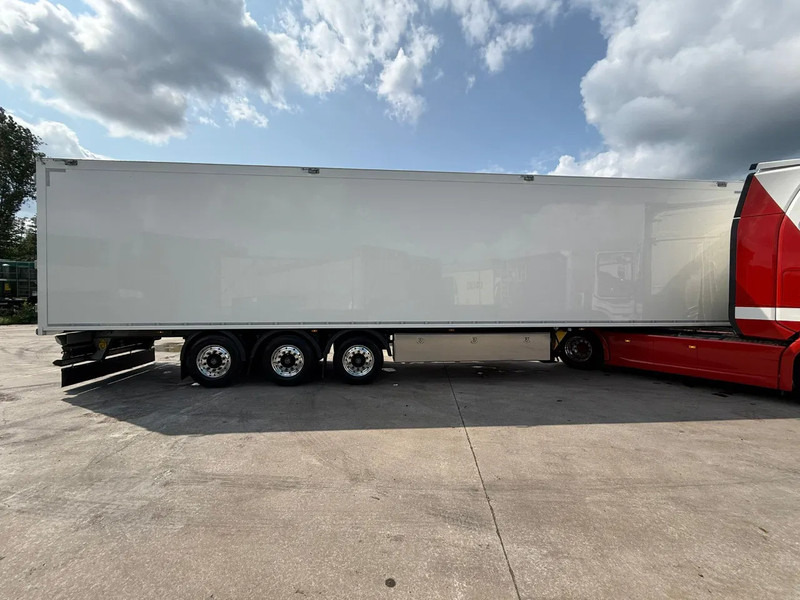 Piso movil semirremolque kraker K-Force ISO: foto 10 Piso movil semirremolque kraker K-Force ISO: foto 10