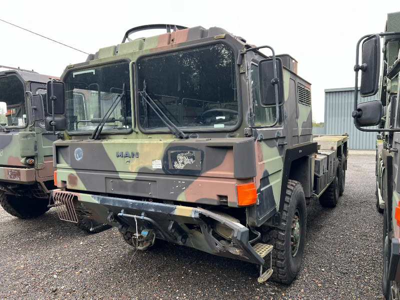 MAN KAT 25.422DFAEG 6X6 CABIN CHASSIS - TWIST LOCKS SYSTEM - Camión: foto 1 MAN KAT 25.422DFAEG 6X6 CABIN CHASSIS - TWIST LOCKS SYSTEM - Camión: foto 1
