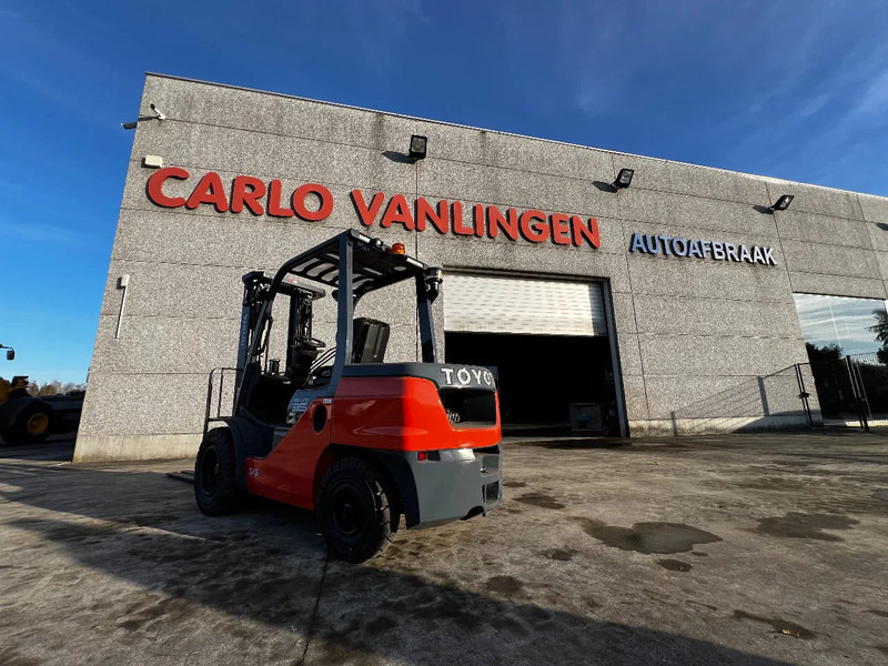 Toyota 52-8FDJF35 TONERO 35 (NEW) (5x in Stock) - Carretilla elevadora diésel: foto 1 Toyota 52-8FDJF35 TONERO 35 (NEW) (5x in Stock) - Carretilla elevadora diésel: foto 1