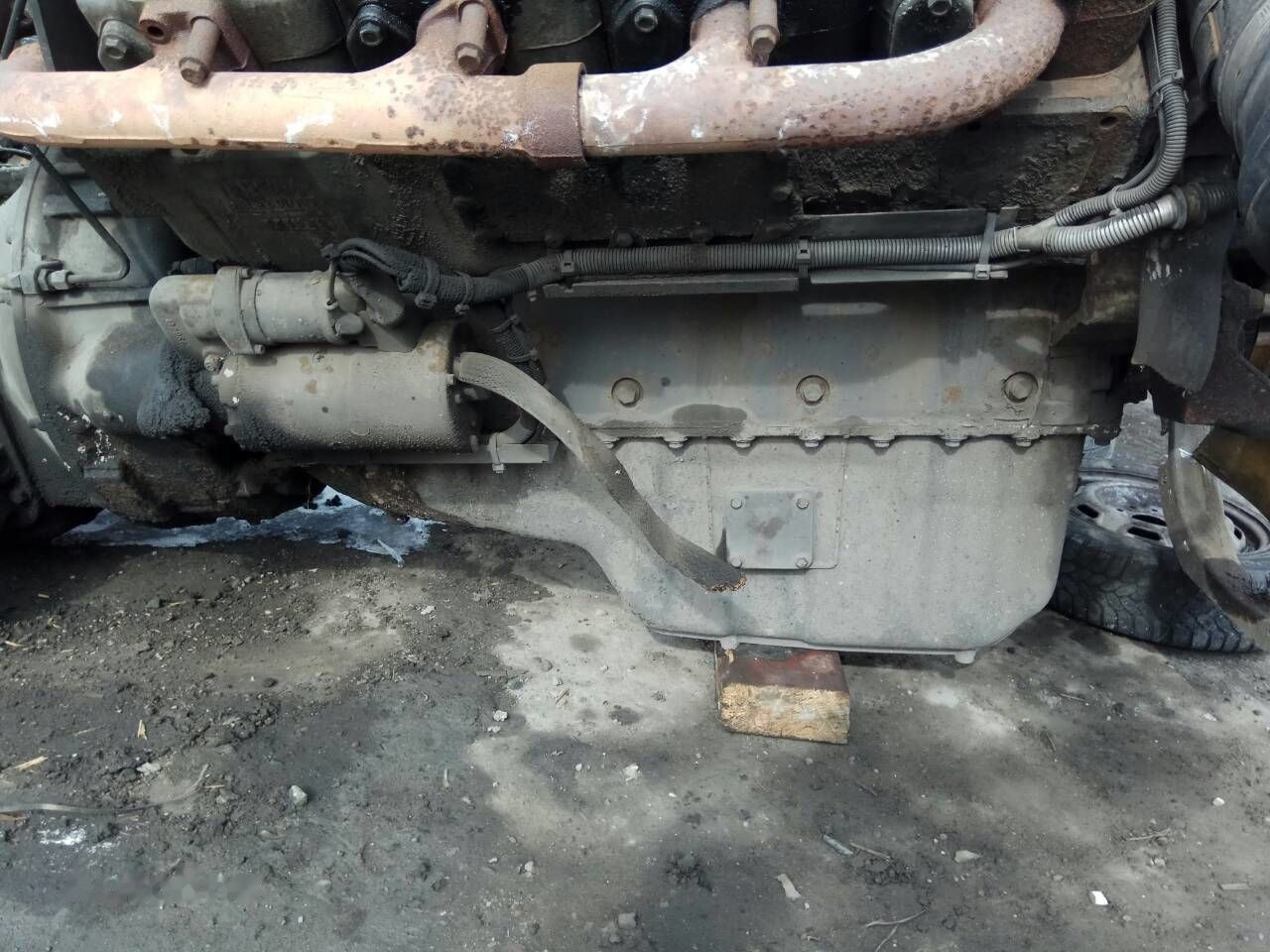 Motor para Camión Scania DSC1415 L02 460 E2   Scania 144 V8 460 E2: foto 6