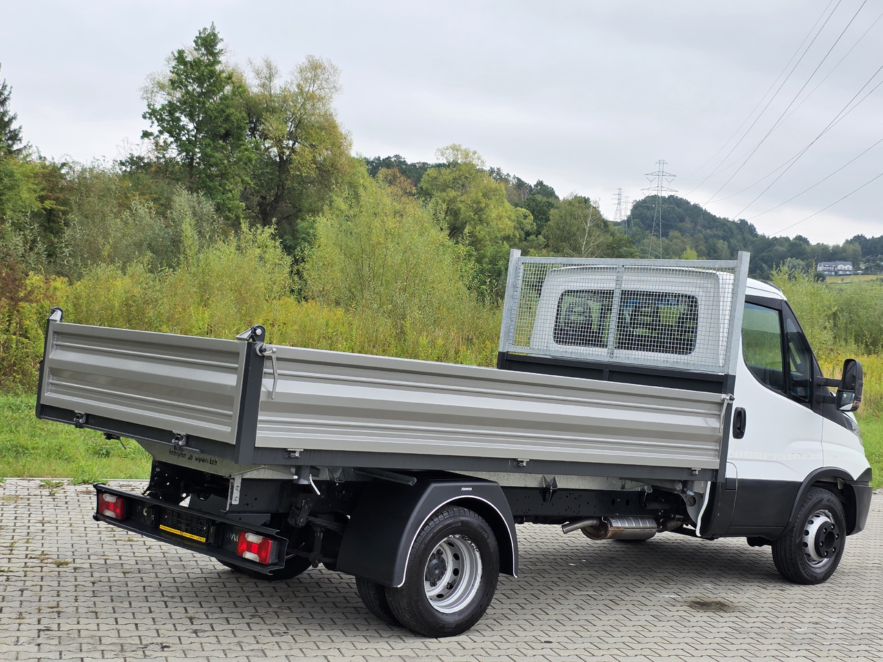 Volquete furgoneta IVECO Daily 70c-17 Wywrotka 3.80 M ! Kiper 3-Stronny ! Klima ! 3.0 HPI * 170 Hp ! Super Stan ! Z Włoch !: foto 14 Volquete furgoneta IVECO Daily 70c-17 Wywrotka 3.80 M ! Kiper 3-Stronny ! Klima ! 3.0 HPI * 170 Hp ! Super Stan ! Z Włoch !: foto 14