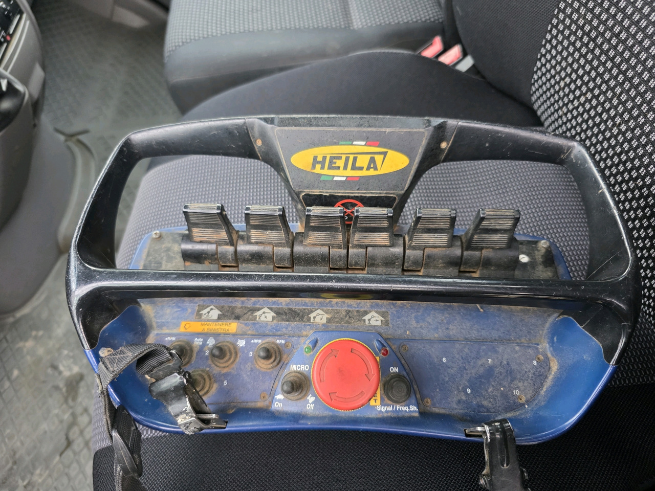 Caja abierta furgoneta Mercedes-Benz Sprinter 418 CDI Skrzynia +HDS 10.5 M +Pilot  ! 87000km !: foto 15 Caja abierta furgoneta Mercedes-Benz Sprinter 418 CDI Skrzynia +HDS 10.5 M +Pilot  ! 87000km !: foto 15