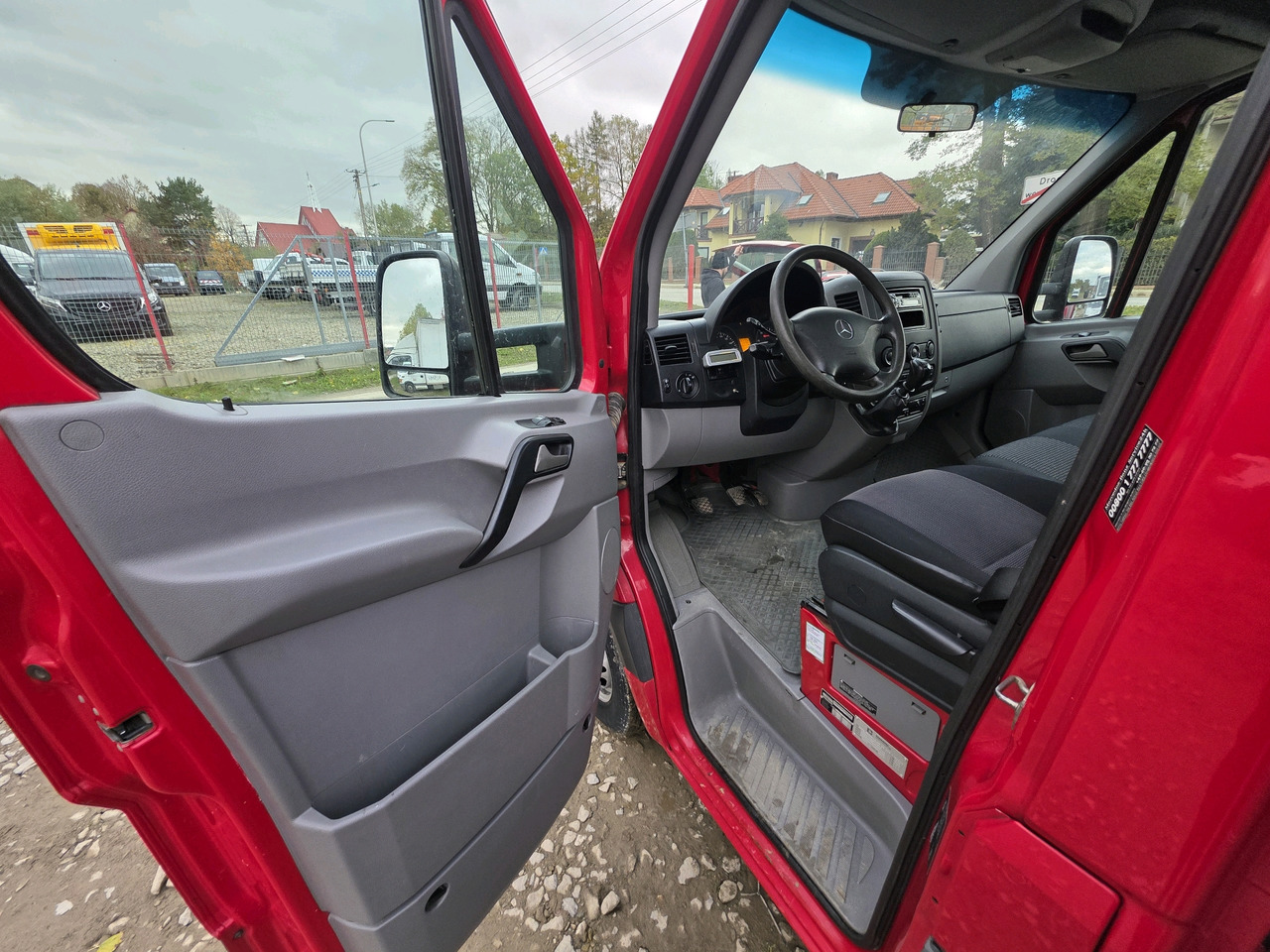 Caja abierta furgoneta Mercedes-Benz Sprinter 418 CDI Skrzynia +HDS 10.5 M +Pilot  ! 87000km !: foto 16 Caja abierta furgoneta Mercedes-Benz Sprinter 418 CDI Skrzynia +HDS 10.5 M +Pilot  ! 87000km !: foto 16
