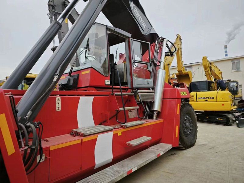 Reach stacker Kalmar DRF450: foto 6