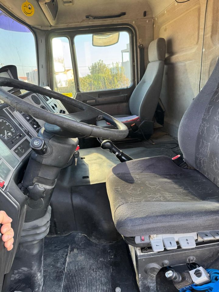 MAN 41.414 - Volquete camión: foto 5 MAN 41.414 - Volquete camión: foto 5