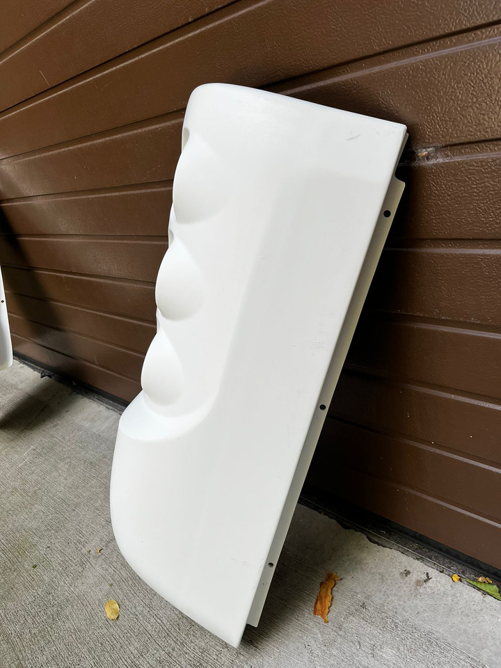 Zderzak, narożnik tylny prawy NEOPLAN TOURLINER NEOPLAN TOURLINER - Carrocería y exterior para Autobús: foto 3 Zderzak, narożnik tylny prawy NEOPLAN TOURLINER NEOPLAN TOURLINER - Carrocería y exterior para Autobús: foto 3